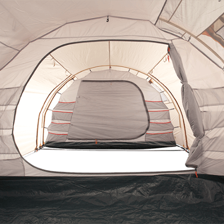 Проклеенные швы дна и тента в кемпинговых палатках Caravan 8
